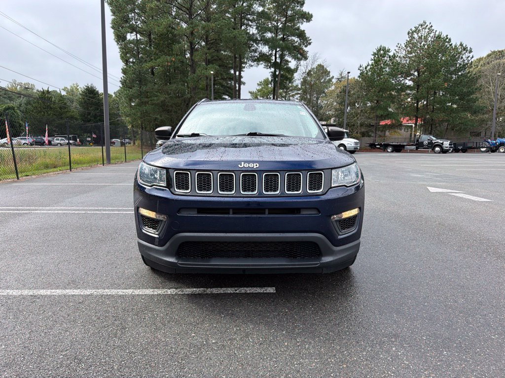 Used 2020 Jeep Compass Sport w/ Tech Group FWD image 3