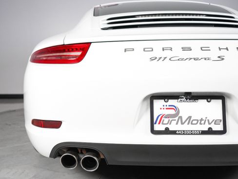 Used 2015 Porsche 911 Carrera S RWD image 16