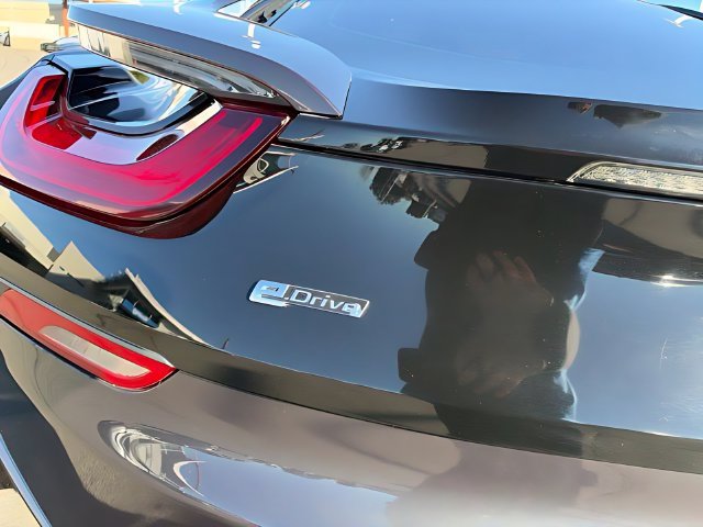 Used 2017 BMW i8 AWD/4WD image 16