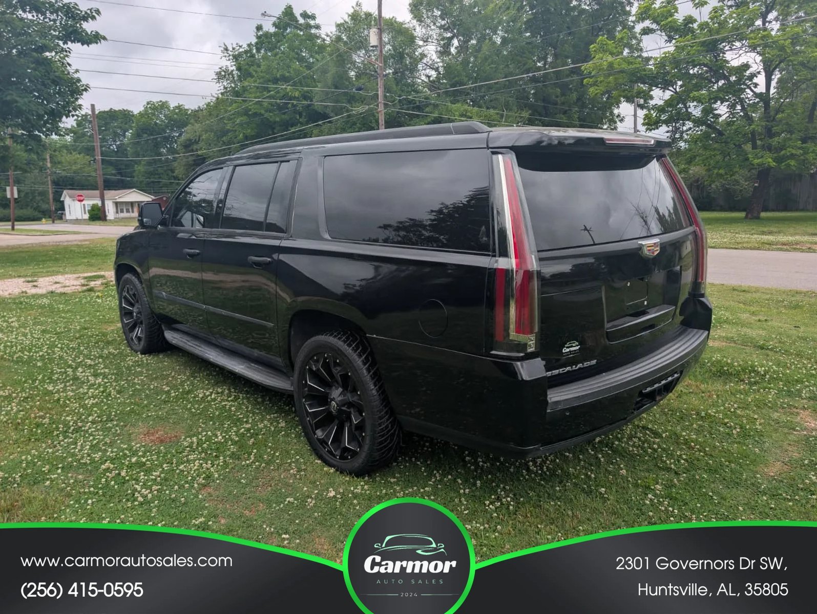 Used 2018 Cadillac Escalade ESV Luxury AWD/4WD image 4