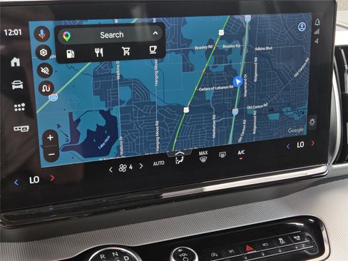 Used 2025 Ford Expedition Active RWD image 11