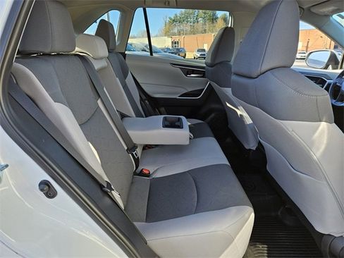 Used 2024 Toyota RAV4 XLE image 15