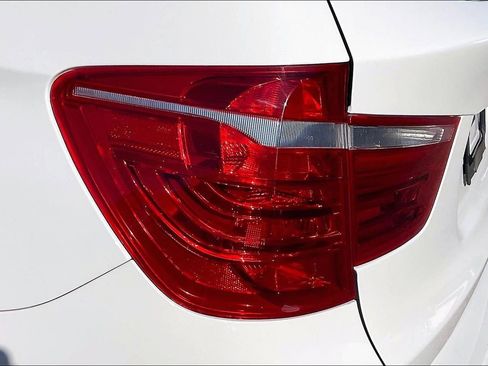 Used 2017 BMW X3 xDrive28i image 22