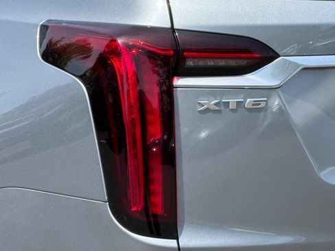 Certified 2025 Cadillac XT6 Premium Luxury FWD image 47