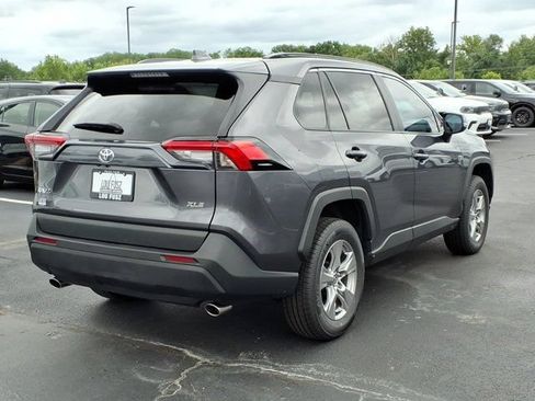 Used 2025 Toyota RAV4 XLE FWD image 26