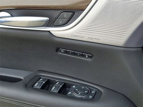 Used 2022 Cadillac XT6 Premium Luxury w/ Platinum Package image 24