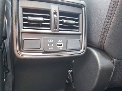 Certified 2025 Subaru Forester Limited AWD/4WD image 46