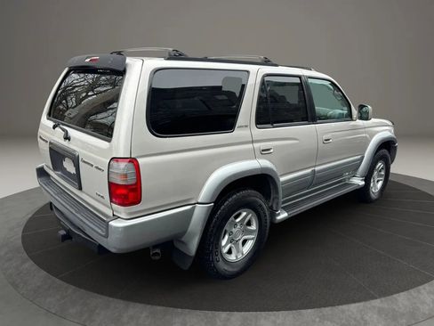 Used 2000 Toyota 4Runner Limited AWD/4WD image 9