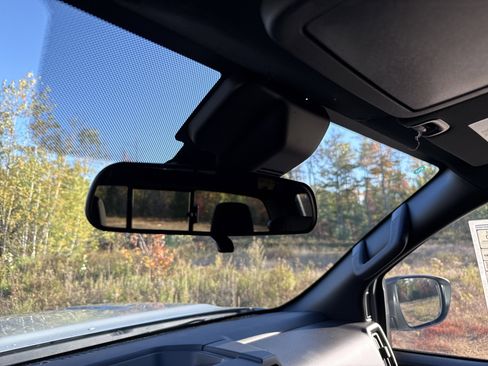 New 2026 Nissan Frontier PRO-4X w/ Pro-4x Convenience Package image 25