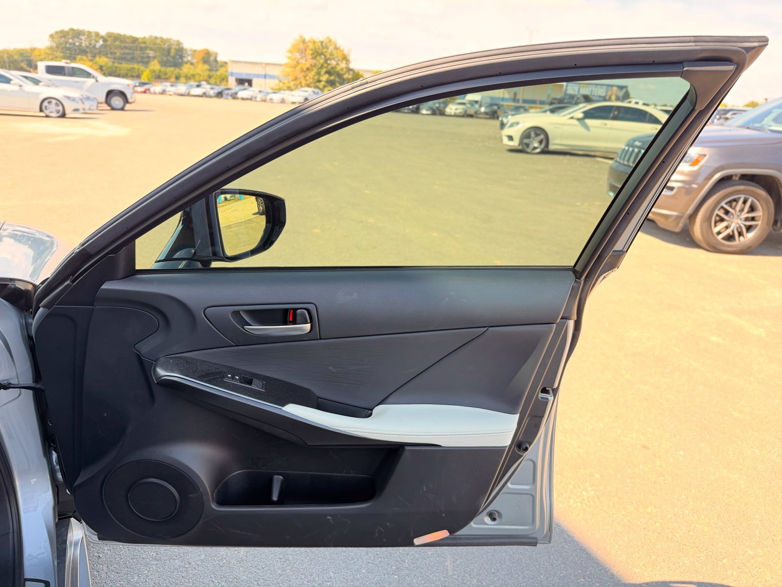Used 2025 Lexus IS 500 w/ Accessory Package 2 RWD image 34