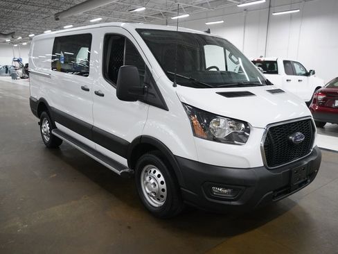 Used 2023 Ford Transit 250 Low Roof AWD w/ Exterior Upgrade Package image 32
