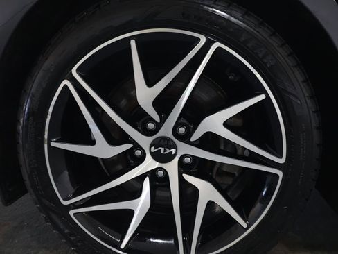 Used 2022 Kia Stinger GT-Line w/ Sun & Sound Package AWD/4WD image 34