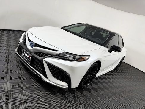 Used 2023 Toyota Camry XSE w/ Protection Package (Q2) (TMS) FWD image 18