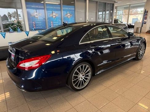 Used 2015 Mercedes-Benz CLS 400 image 3