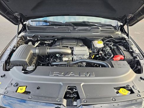 New 2026 RAM 1500 Big Horn AWD/4WD image 9