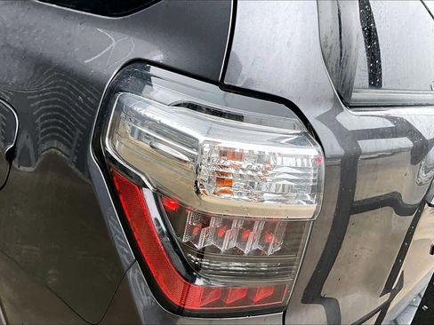 Used 2022 Toyota 4Runner SR5 image 26