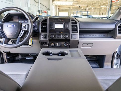 Used 2022 Ford F350 XL w/ Power Equipment Group AWD/4WD image 15
