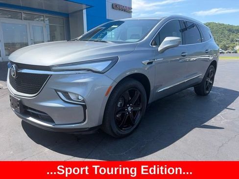 Used 2023 Buick Enclave Essence w/ Experience Buick Package AWD/4WD image 1