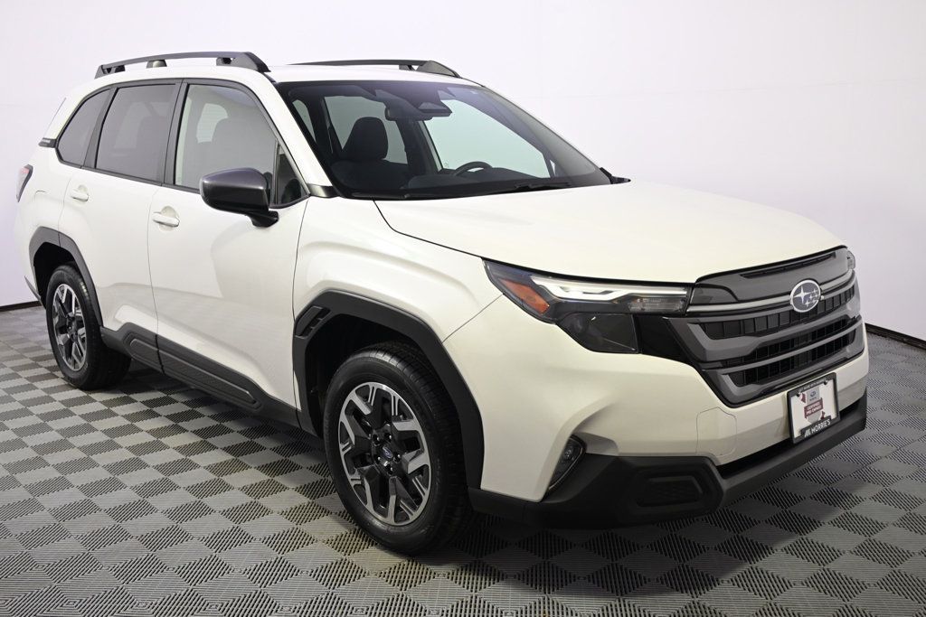 Certified 2025 Subaru Forester Premium AWD/4WD image 8
