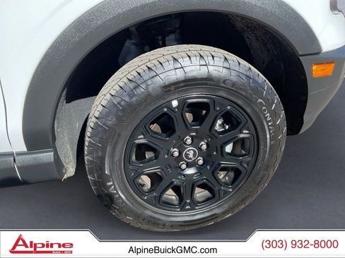 Used 2025 Ford Bronco Sport Badlands AWD/4WD image 14