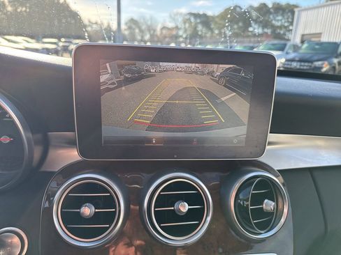 Used 2016 Mercedes-Benz C 350e Sedan image 11