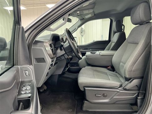 Used 2025 Ford F150 XLT w/ Equipment Group 301A Standard image 19