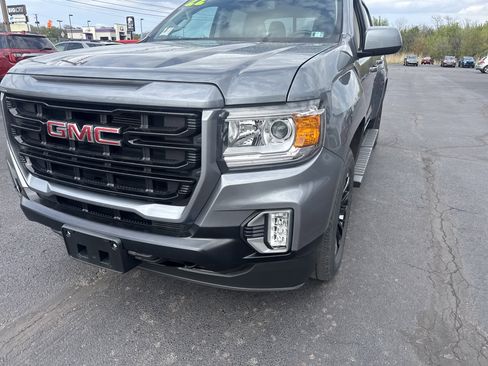 Used 2022 GMC Canyon Elevation w/ Elevation Premium Package AWD/4WD image 10