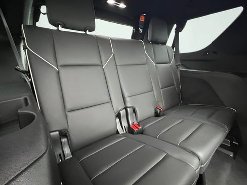 Used 2021 Cadillac Escalade Sport RWD image 26