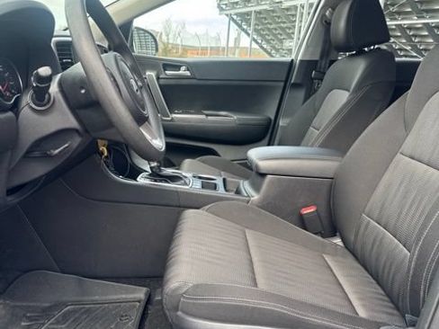 Used 2020 Kia Sportage LX AWD/4WD image 12
