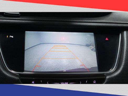 Used 2017 Cadillac XT5 Luxury w/ Driver Awareness Package image 20