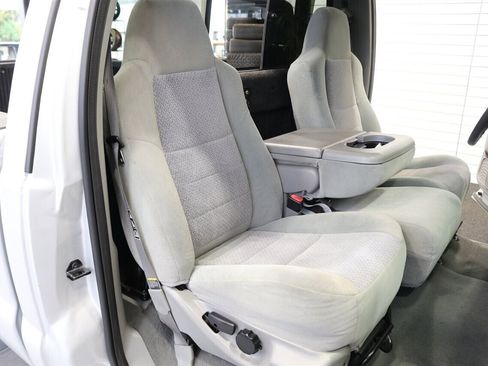 Used 2003 Ford F250 XLT image 24