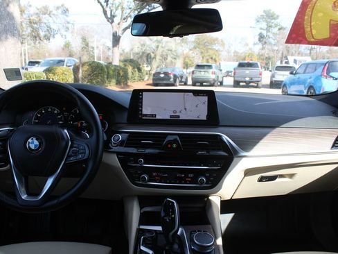 Used 2019 BMW 530i image 26