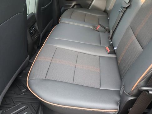 New 2026 GMC Canyon AT4 AWD/4WD image 13