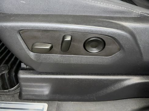 Certified 2022 Chevrolet Silverado 1500 LT image 3