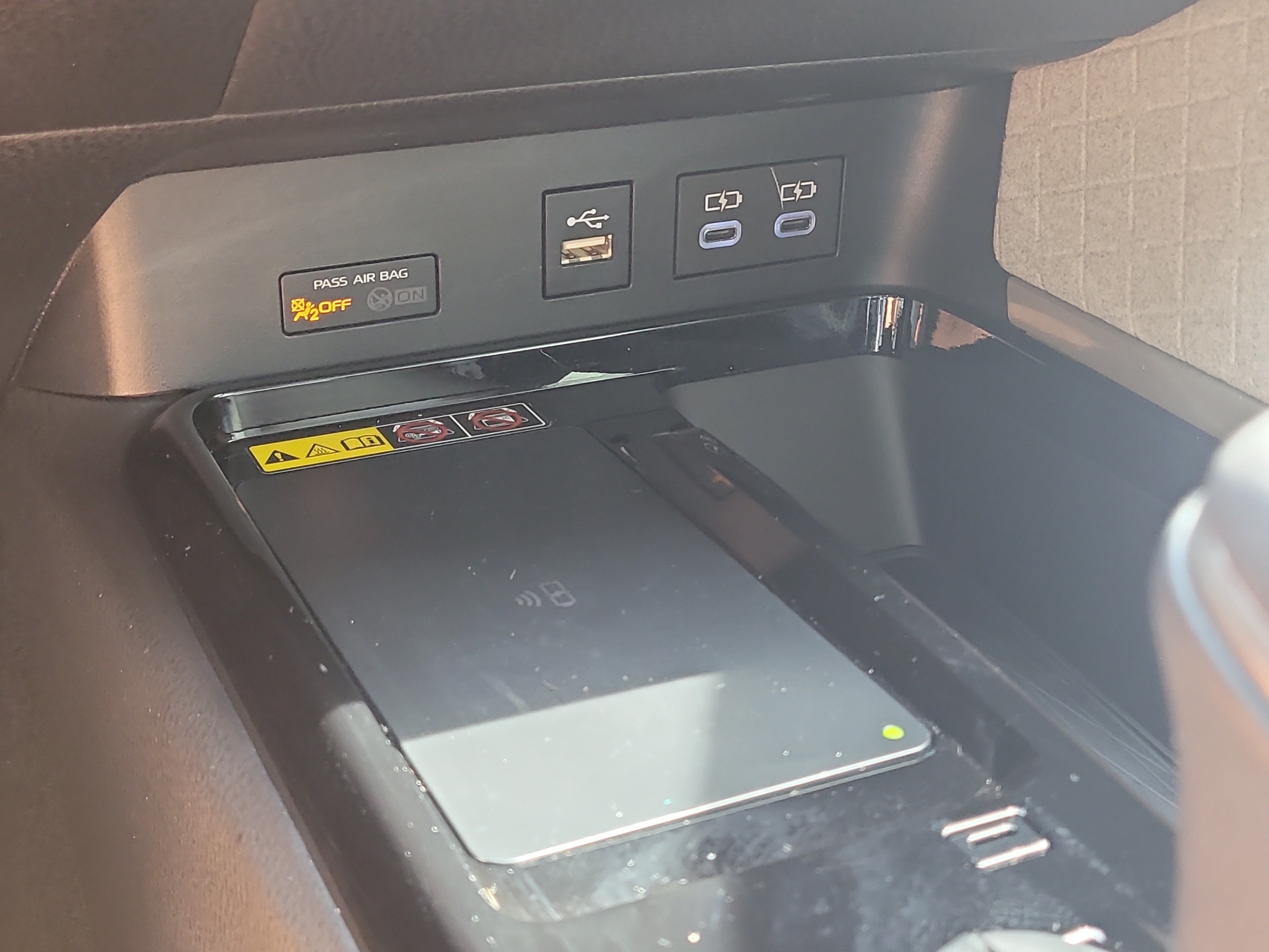 Certified 2025 Toyota Camry XLE w/ Premium Plus Package FWD image 23
