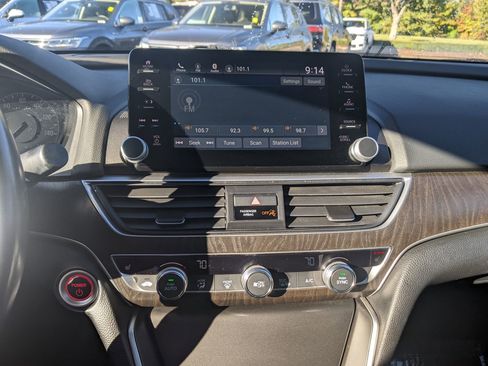 Used 2021 Honda Accord EX-L image 25