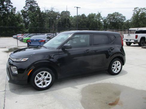 Used 2021 Kia Soul S FWD image 22