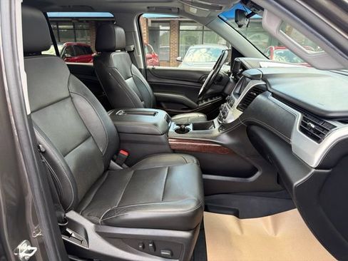 Certified 2019 GMC Yukon SLT w/ Open Road Package AWD/4WD image 24