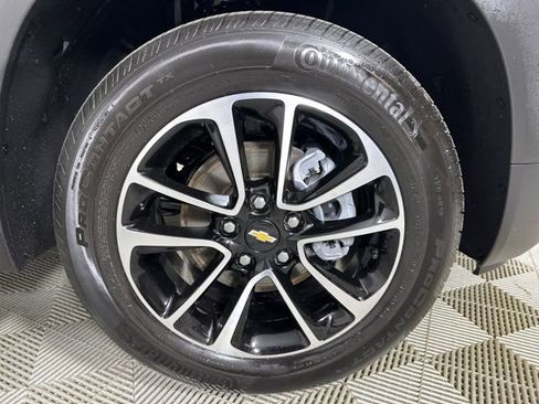 Used 2025 Chevrolet TrailBlazer LT image 6