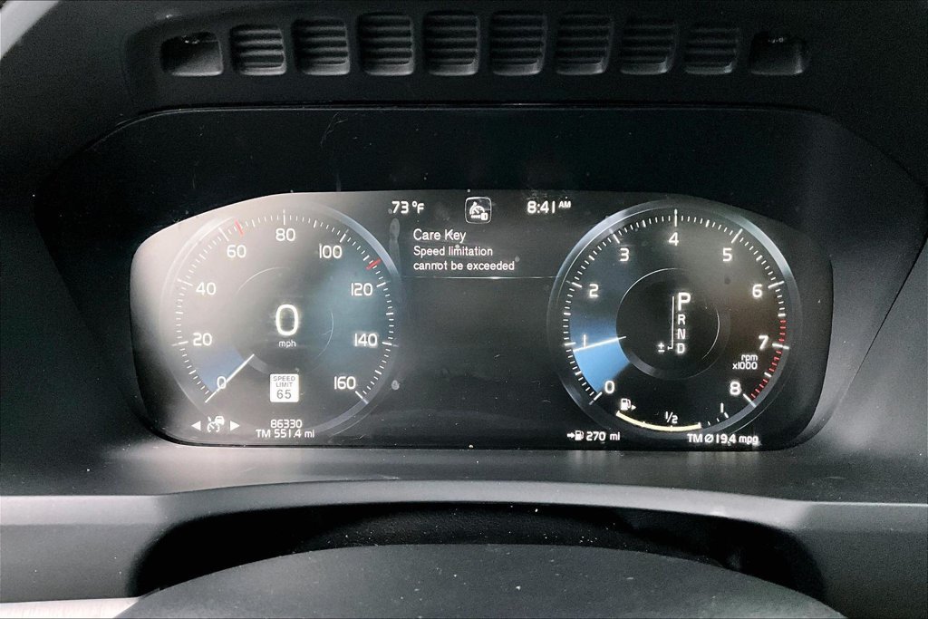 Used 2021 Volvo XC90 T5 Momentum w/ Climate Package FWD image 26