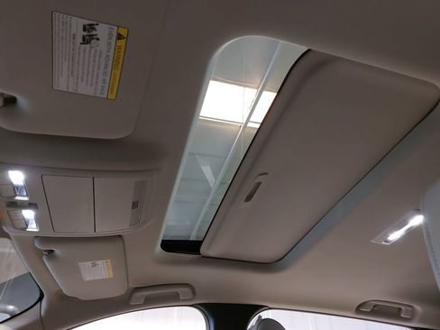 Used 2025 MAZDA CX-90 3.3 Turbo w/ Preferred Package image 31