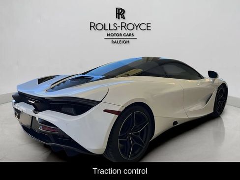 Used 2018 McLaren 720S Performance RWD image 6