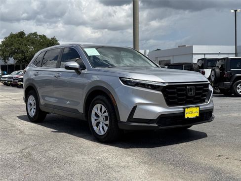 Used 2024 Honda CR-V LX image 2