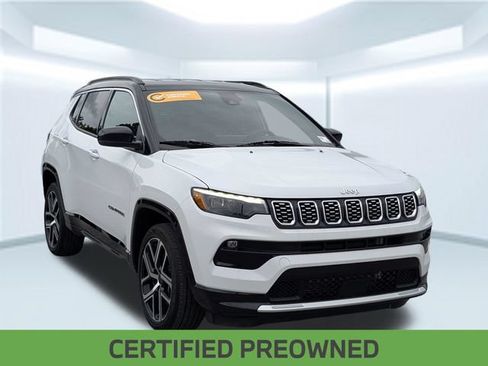 Certified 2025 Jeep Compass Limited w/ Elite Group AWD/4WD image 9