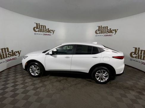 Used 2024 Buick Envista Preferred w/ Convenience I Package image 5