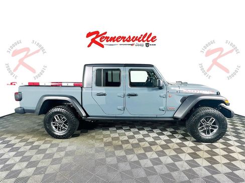 New 2026 Jeep Gladiator Mojave image 8