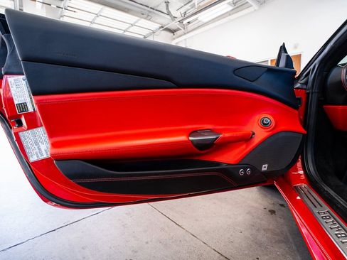 Used 2016 Ferrari 488 Spider image 36