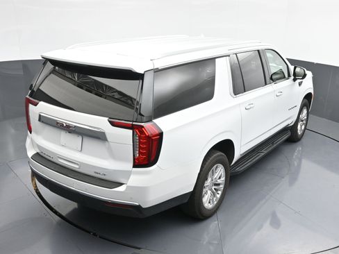 Used 2024 GMC Yukon XL SLT image 43