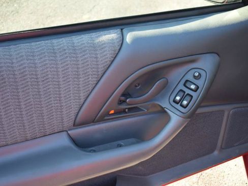 Used 1998 Chevrolet Camaro Z28 w/ Preferred Equipment Group 2 RWD image 20