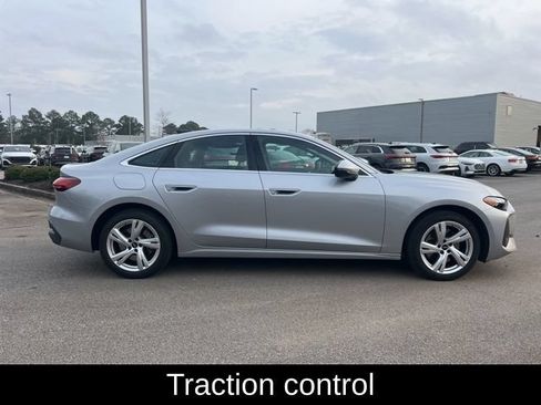 Used 2025 Audi A5 2.0T Premium Plus w/ Premium Plus AWD/4WD image 4